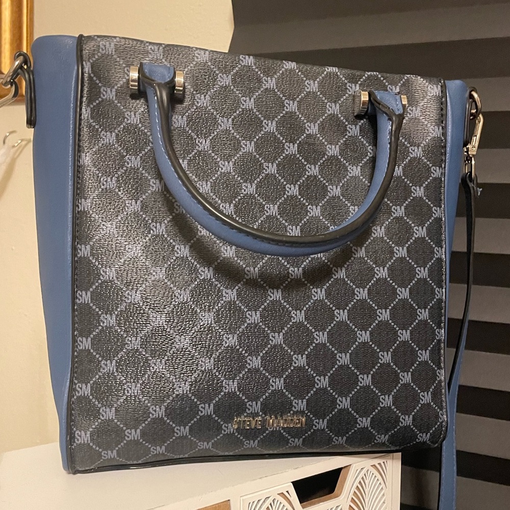 EUC Steve Madden Crossbody